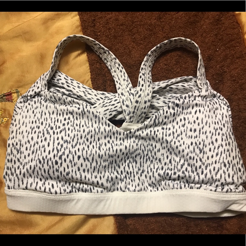 FLASH SALE Lululemon sports bra
